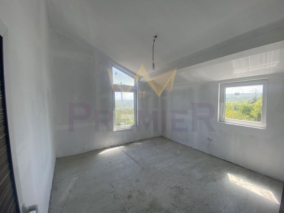 Продава се Къща в Варна, м-т Боровец - юг - 160 кв.м за 875 €/кв.м - Снимка #10