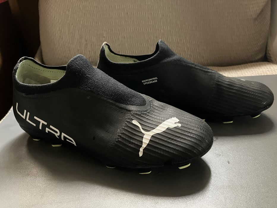 Футболни обувки за младежи