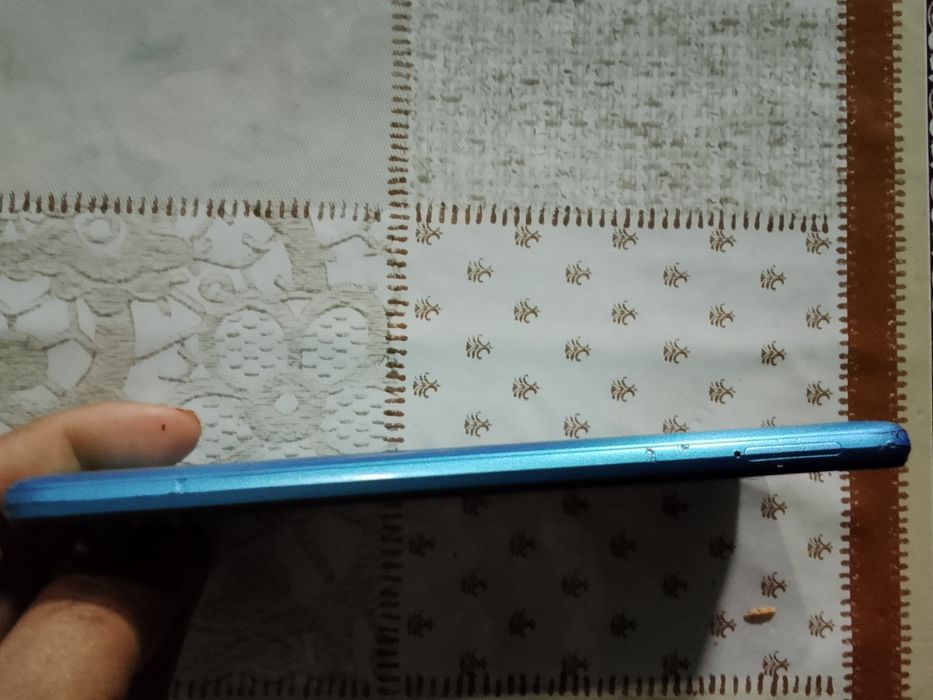 Realmi smartfon sotiladi