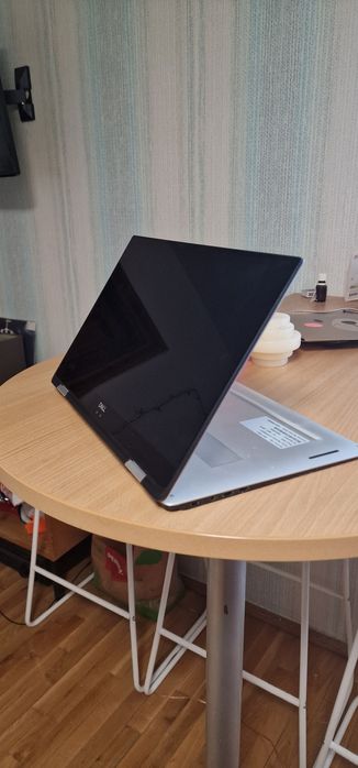 Laptop / workstation 2in1, 4K cu touchscreen Dell Precision 5530 2