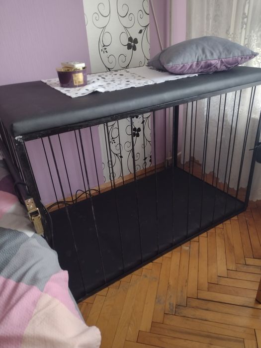 Клетка за БДСМ секс садо-мазо