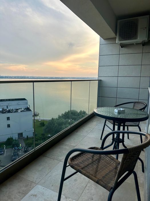 Cazare Apartament Mamaia. Vedere Lac si la Mare.