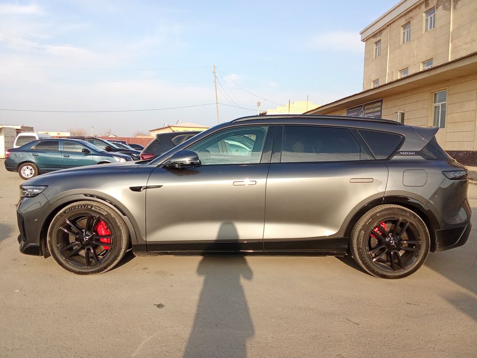 Voyah Free 2025 restayling