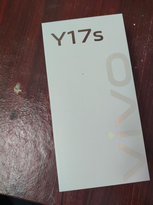Vivo y17s 128 /4+4
