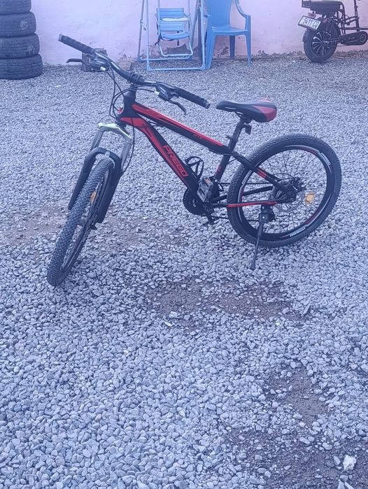 Продам  срочно велосипед ничё ненада делать