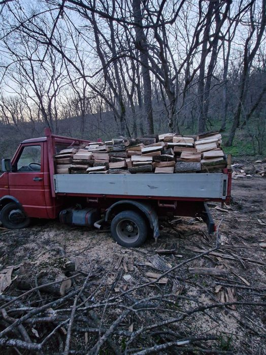 Lemn de foc  esență tare si esenta moale teila metru ster si taiate si despicate la cerinta clientului