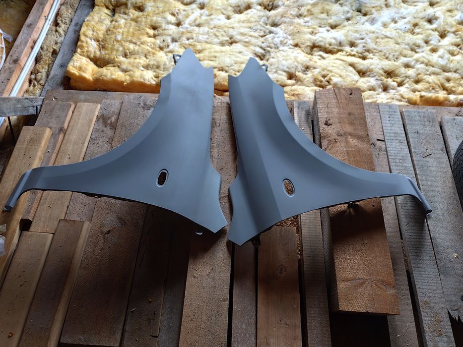 Set aripi față OEM Mazda 2 /2005