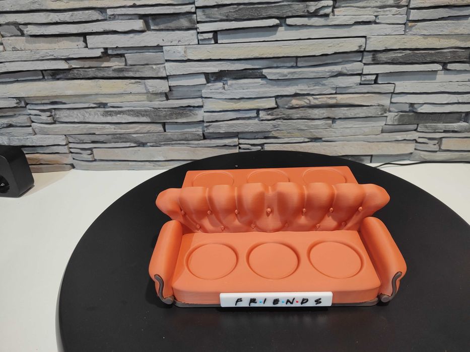 Display pentru figurine McDonald’s Friends - design modern