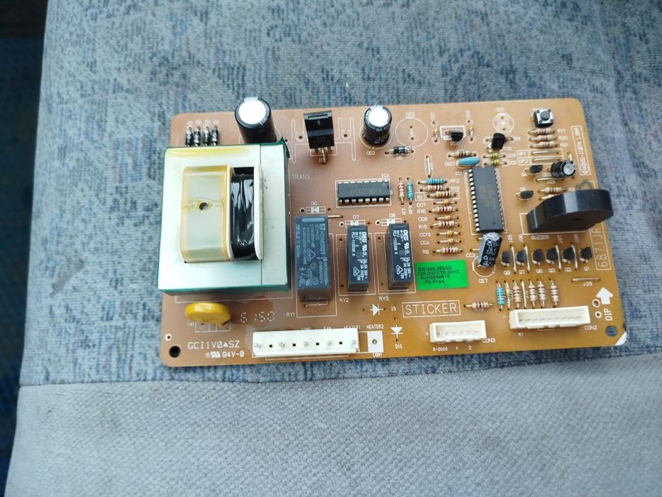 Продам запчасти холодильника