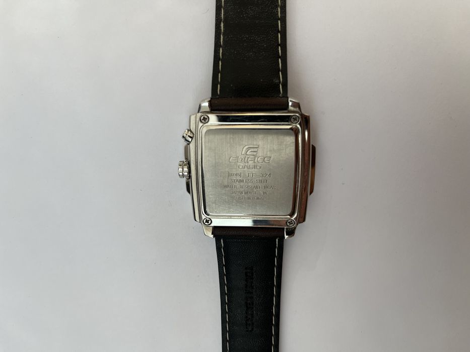 Часовник Casio EF - 324