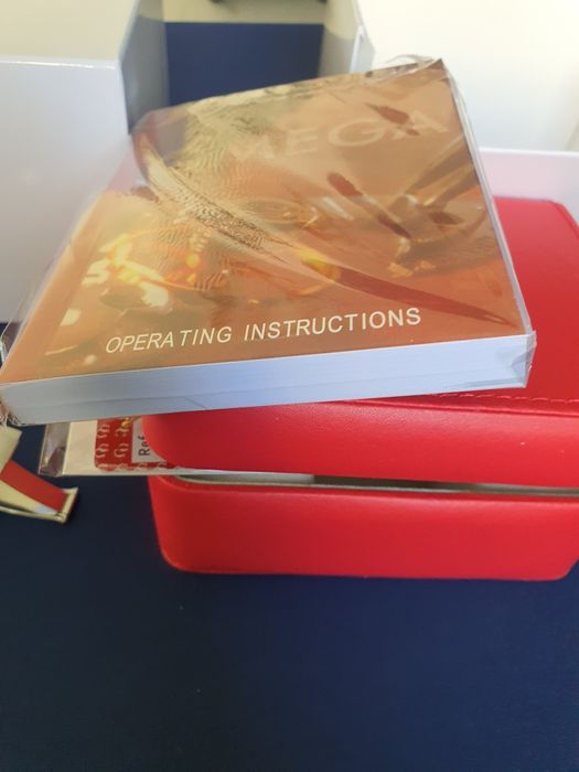 Cutie pentru ceas tip omega