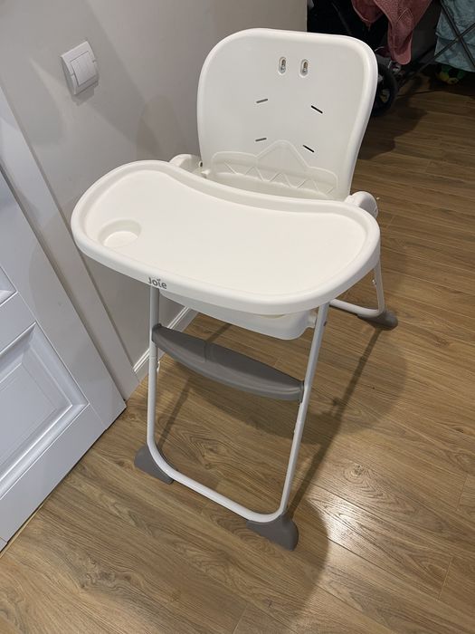 Детский стульчик для кормления