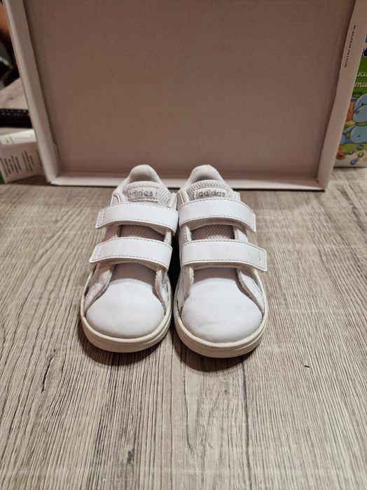 Адидас детски маратонки