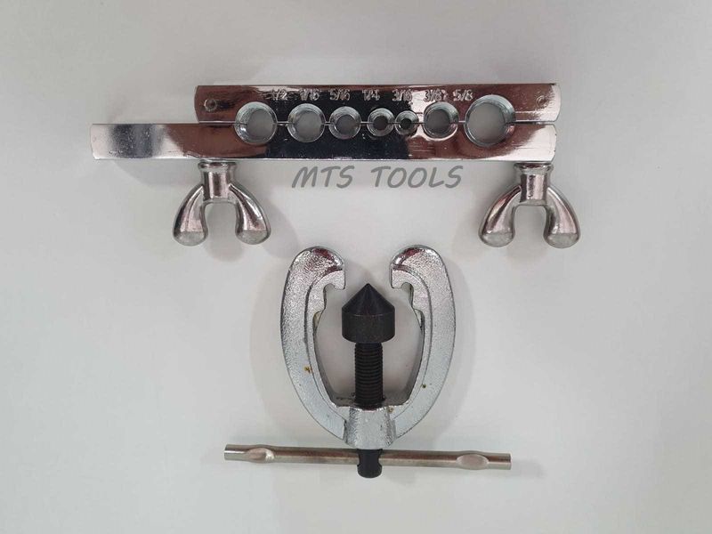 Dispozitiv PRESA BERCLUIT , BORDURAT cu largitoare pentru teava de CU