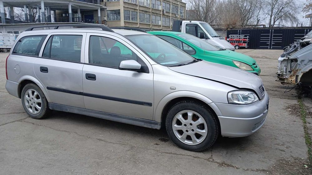 Dezmembrez Opel Astra G - 1.6 Benzina DIN 2001 - Z16XE