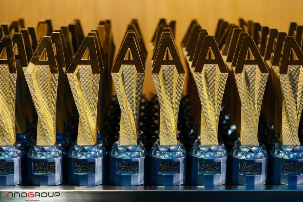 Кубки, медали, статуэтки  Kubok, medal, statuetka от производителя