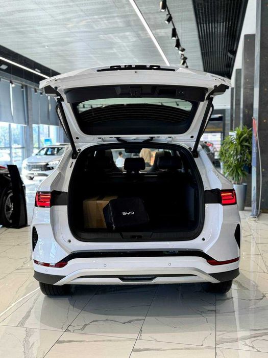 BYD SONG PLUS CHAMPION 150 Km Flagship Uzpride