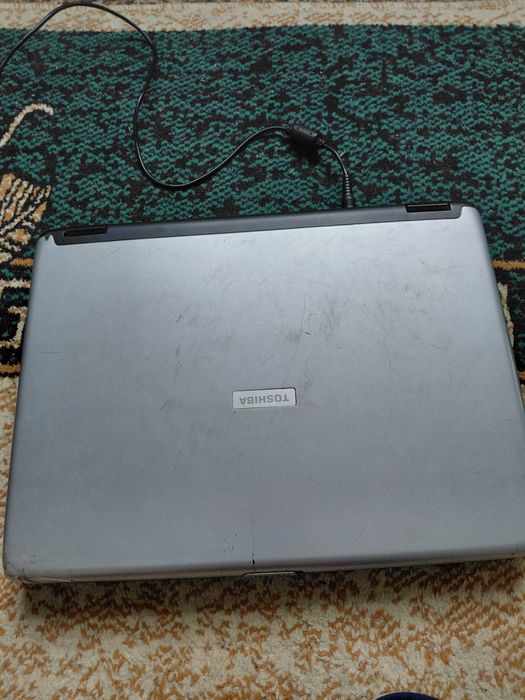 Продам ноотбук toshiba