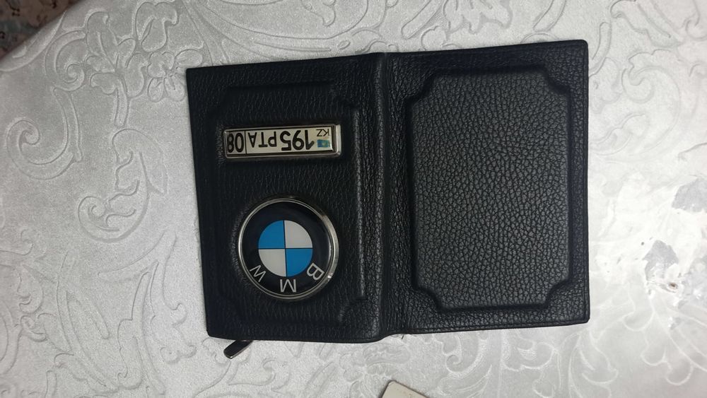 Портмоне, кошелек