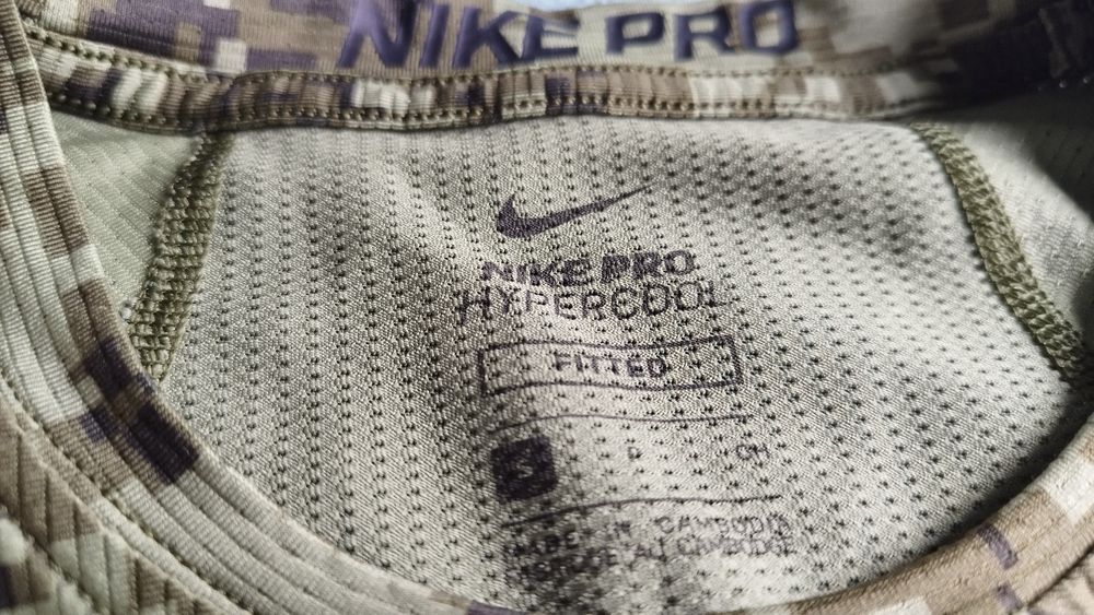Тениска Nike Pro