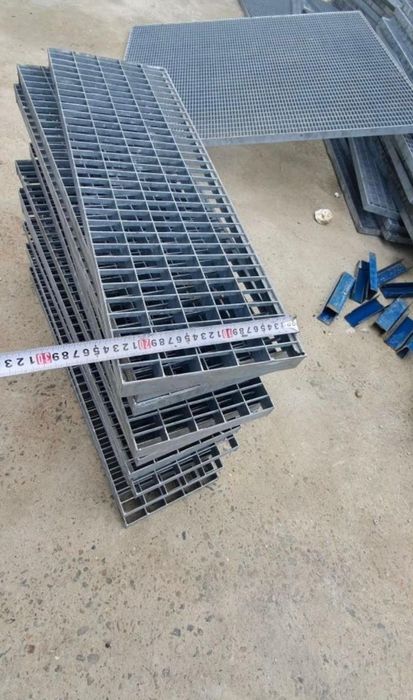 trepte zincate galvanizate