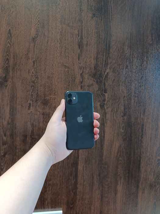Iphone 11 64 gb 74 akb original срочно