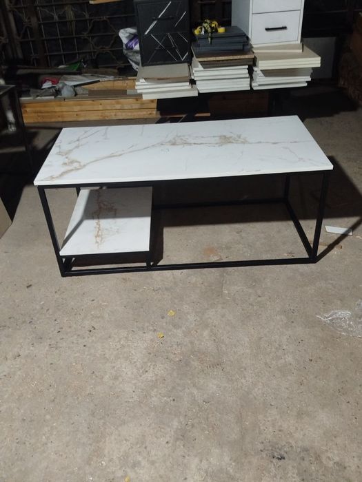 Loft mebel jurnalniy stol