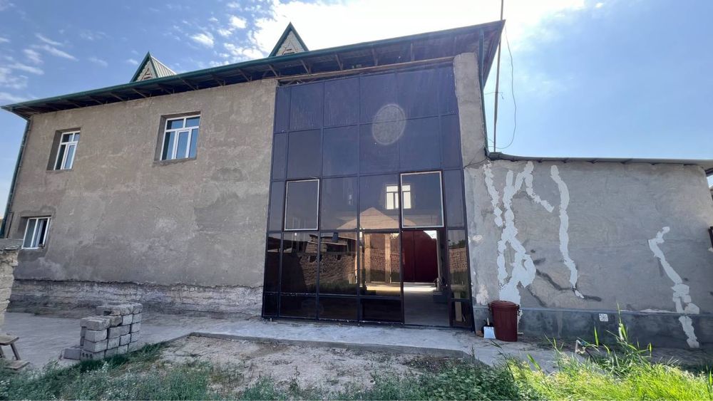 6 сотихли 2 этажли ховли сотилади