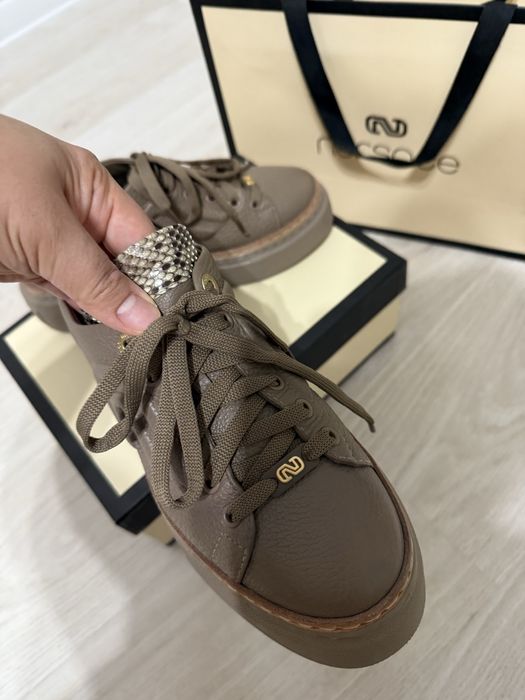 Nursace кроссовки 37 размер