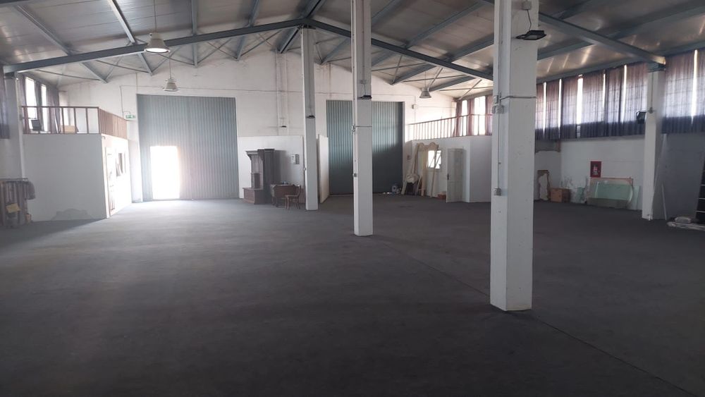 Dau in chirie 4 hale industriale in 400mp-6000mp in oradea