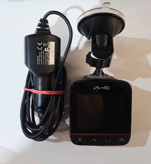 Camera auto Mio MiVue388 Full HD cu mici probleme perfect functionala