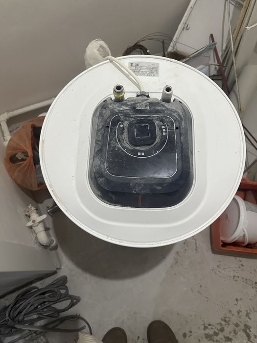 Продам титан водонагреватель 80 литров