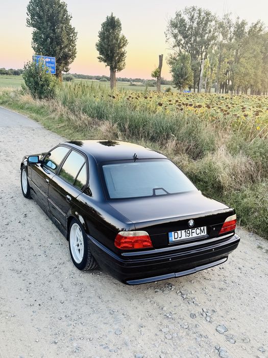 BMW Seria 7 2001 — imagine 3