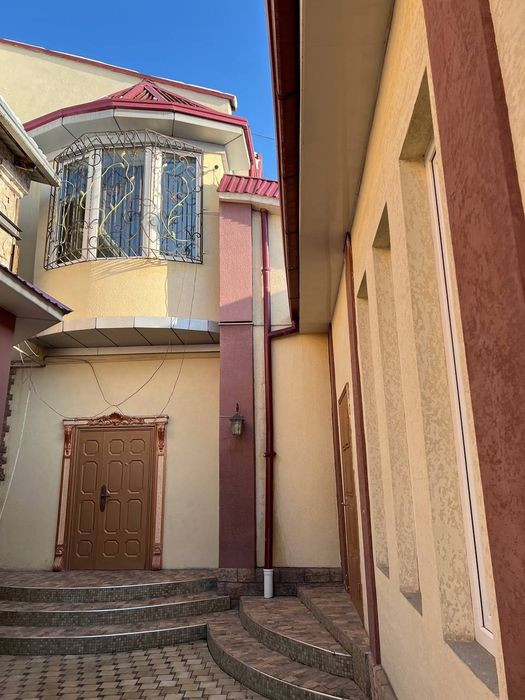 Продаю участок с двумя домами!