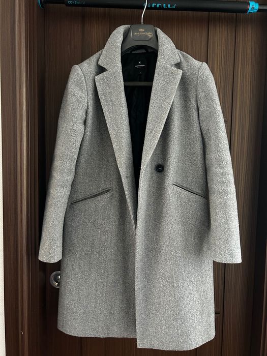 Полу длинное женское пальто