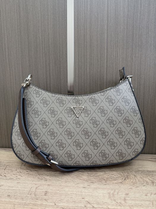 Сумка guess новая без бирки