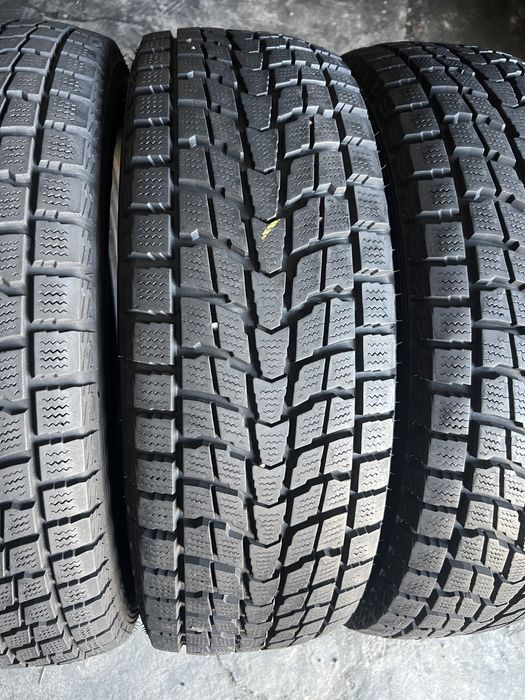 4 anvelope de iarna 215/65/16 Dunlop!