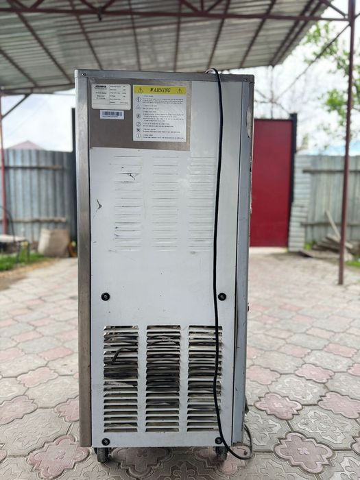 Продам аппарат для мороженое