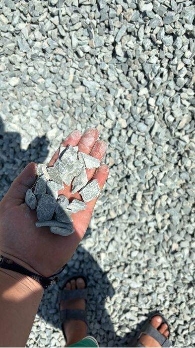 Vand piatra nisip pamant vegetal