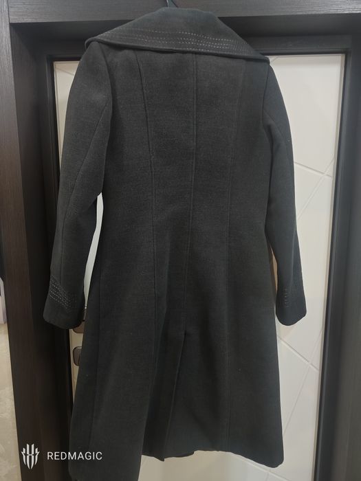 Продам пальто женское.