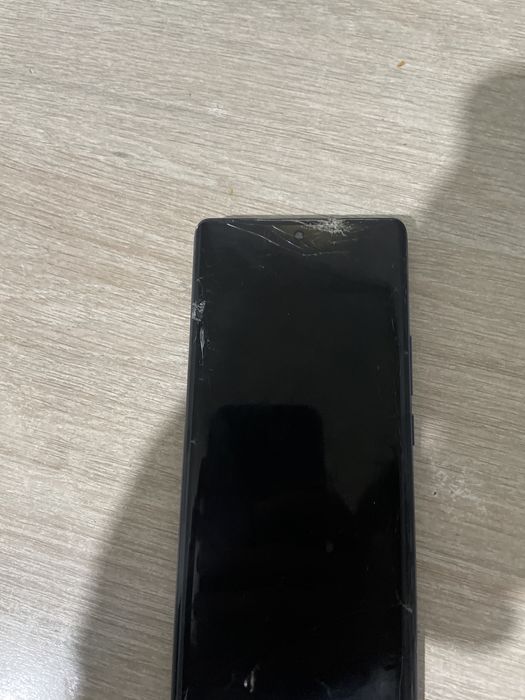 Телефон на запчясти