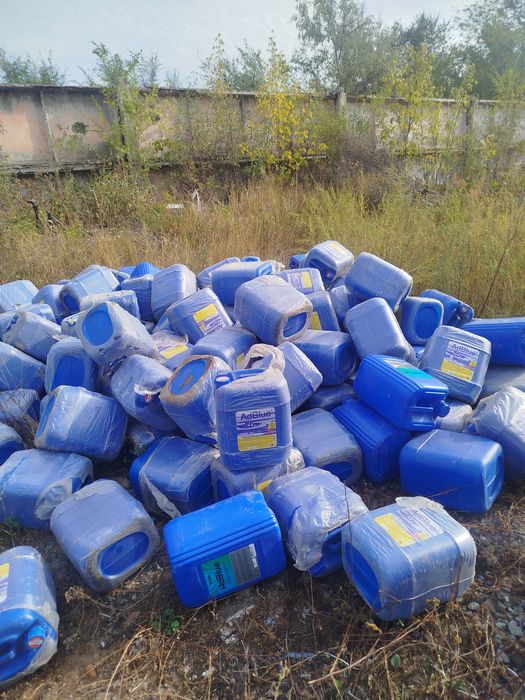 Продам канистры !