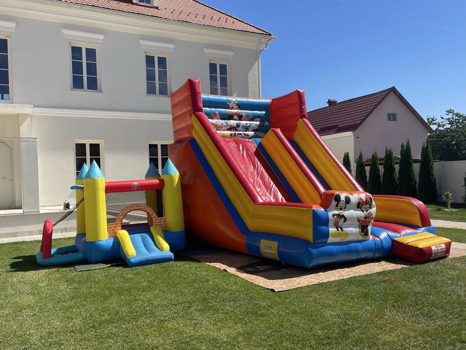 Tobogane Gonflabile si locuri de joaca pentru petreceri private
