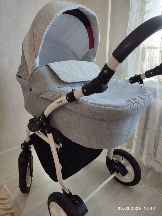 Продам коляску 2в1