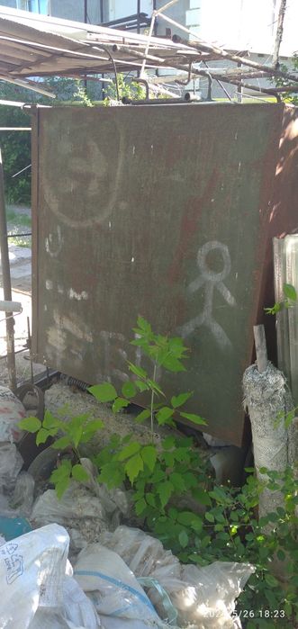 Продам металлический бак