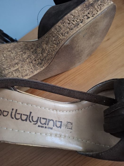 Sandale din piele Italia marimea 40