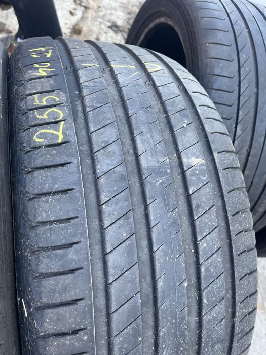 Anvelope Vara 255/40/21 Michelin