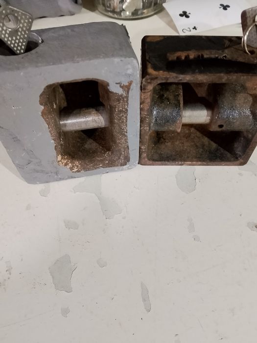 Гаражные   замки .