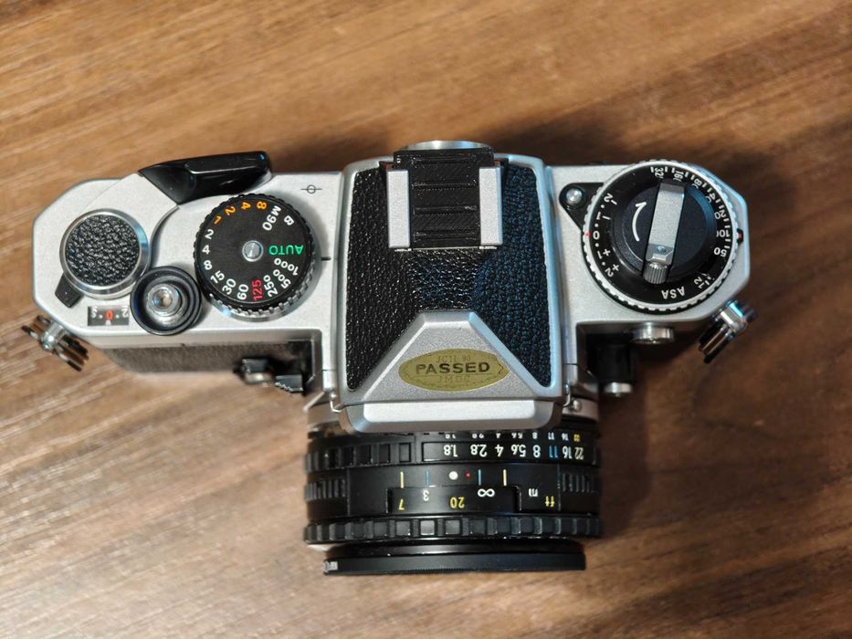 Nikon FE + obiectiv 50mm / f1.8 series E