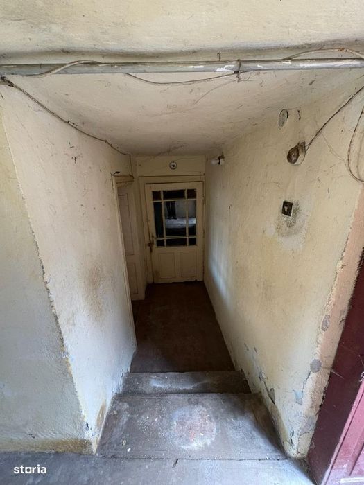 Casă de vânzare singur in curte, teren 320 mp, zona Lazaret.